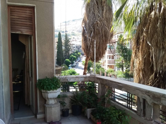 منزل للبيع | موقع مميز | مع ملكية السطح